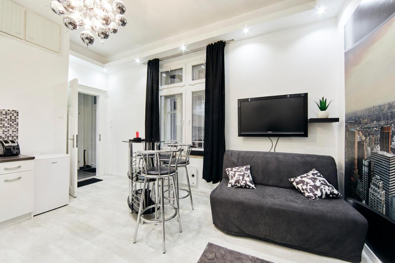 Garibaldi Apartment Budapest Kültér fotó